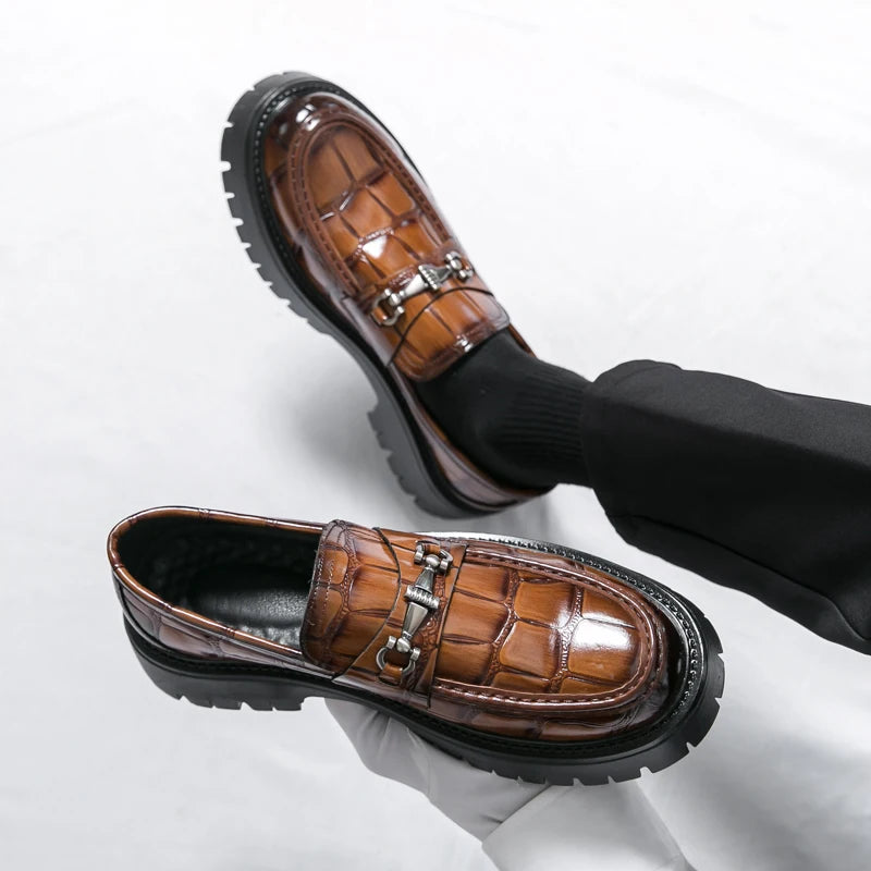 Neue Retro-Herrenschuhe
