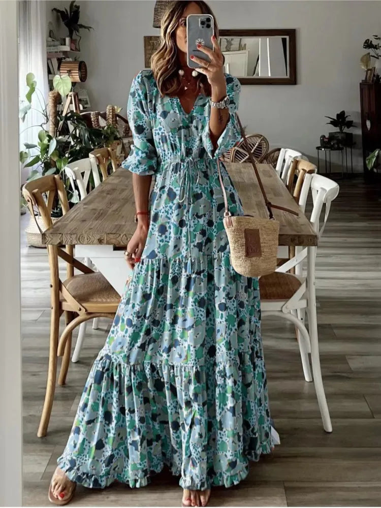 Neues langes Damenkleid